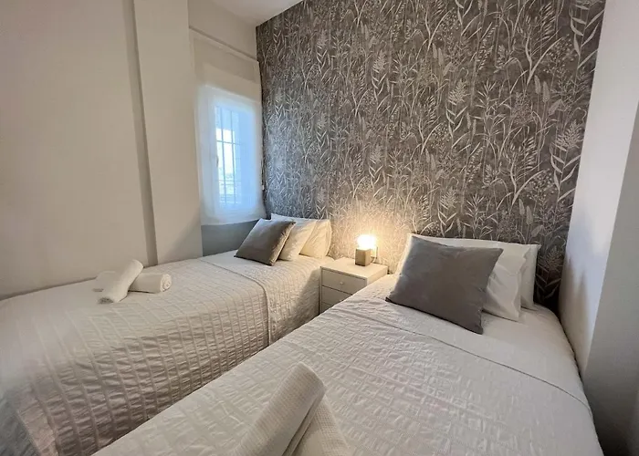Cozy House - Beachfront, Stylish Deco