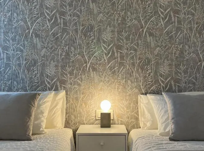 Cozy House - Beachfront, Stylish Deco